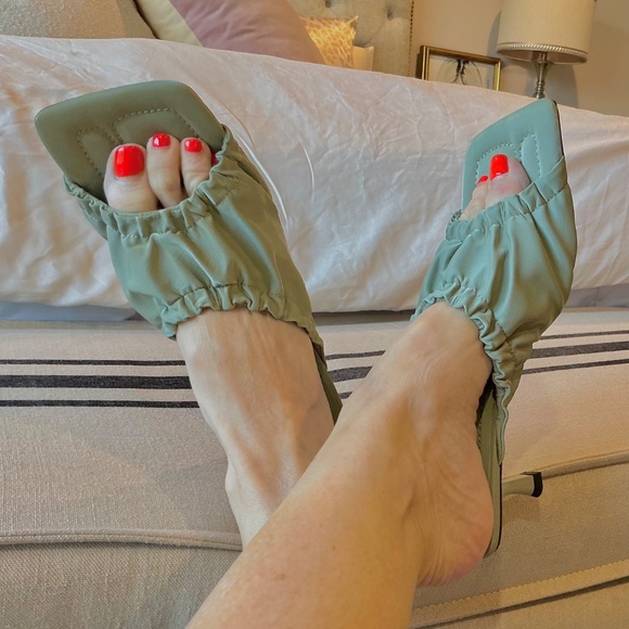 Zara Khaki Square Toe Mules - Picture 6 of 7